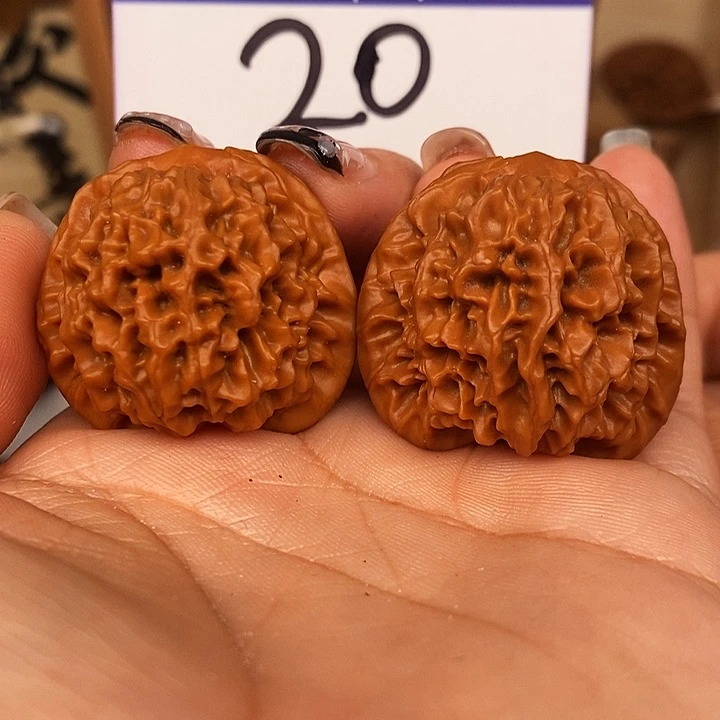 吊坠桃核秦闷35有修s