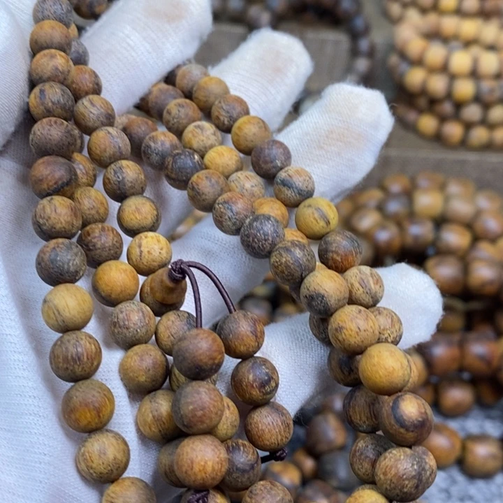 贡木手串/手链平*。0.8红油