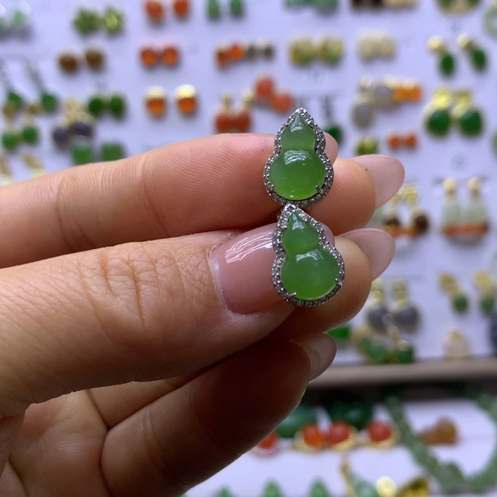 和田玉银S925镶嵌耳饰