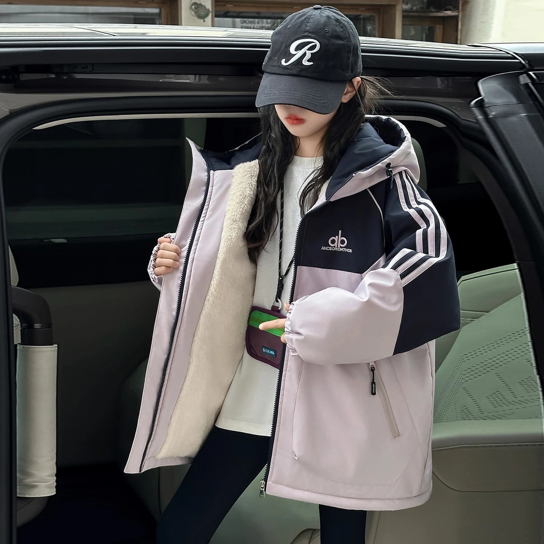 女童冲锋衣外套2025新款秋冬款儿童大童加厚户外加厚冬季加绒上衣