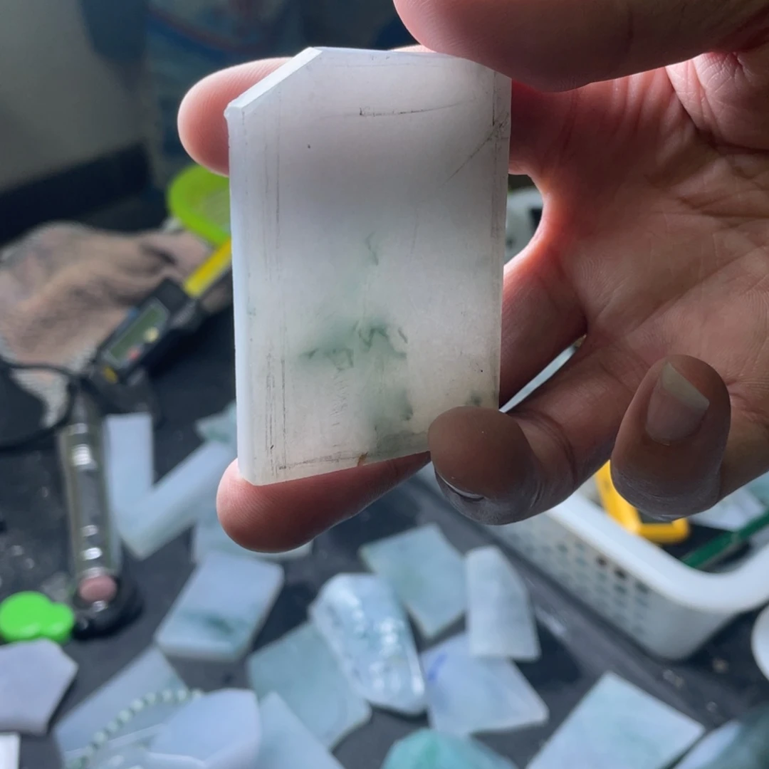 未镶嵌定制翡翠