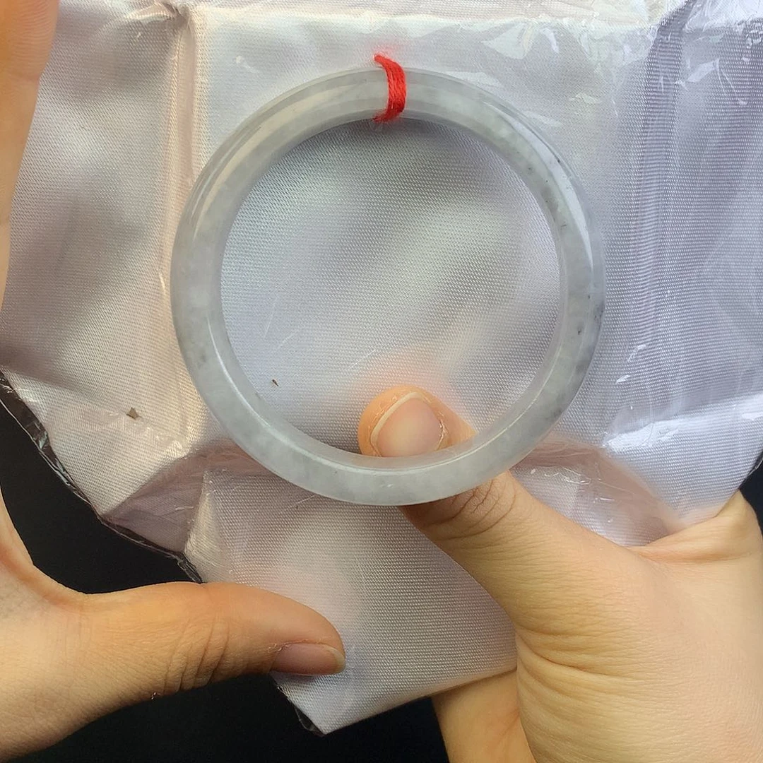 翡翠未镶嵌手镯56.8