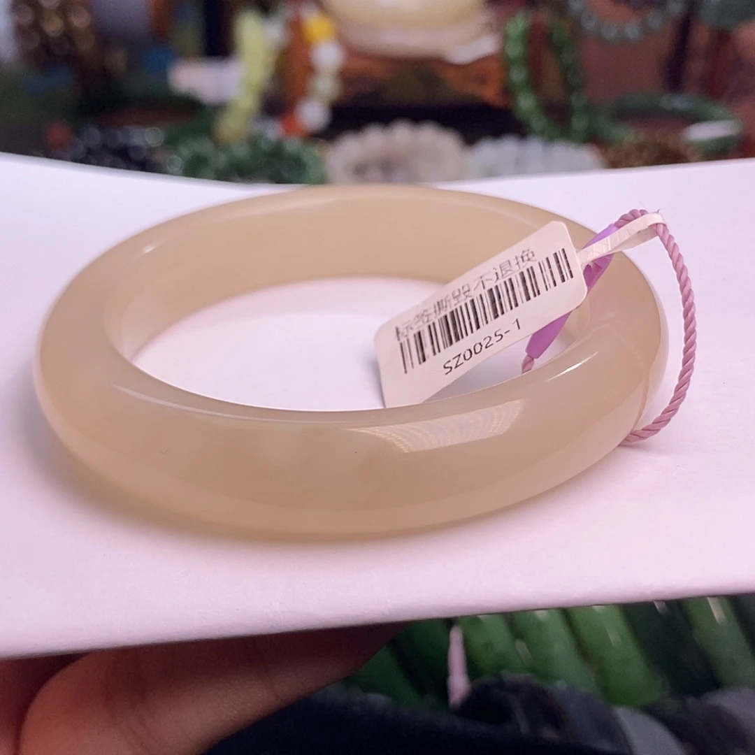 宝***贝和田玉未镶嵌颈饰浓藕粉老料手镯55.5圈