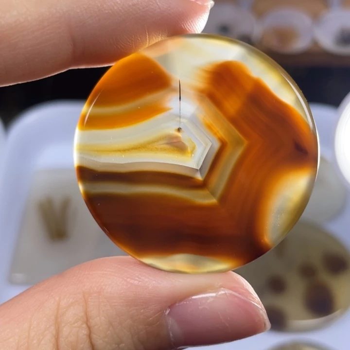 玛瑙/玉髓未镶嵌玛瑙象形福利款