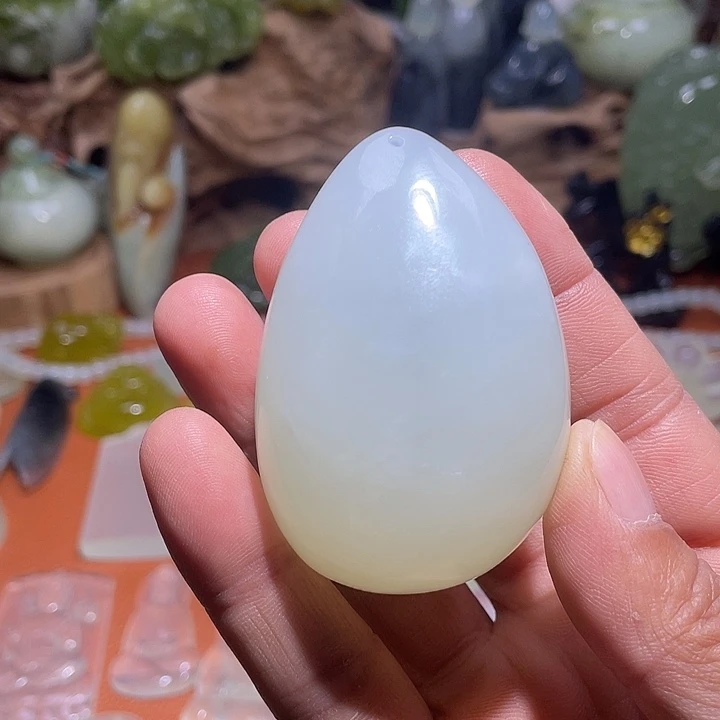 蛇纹石玉未镶嵌珠宝奇石