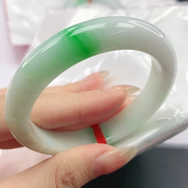未镶嵌手镯翡翠，312