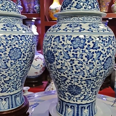 景德镇手绘陶瓷花瓶音**主