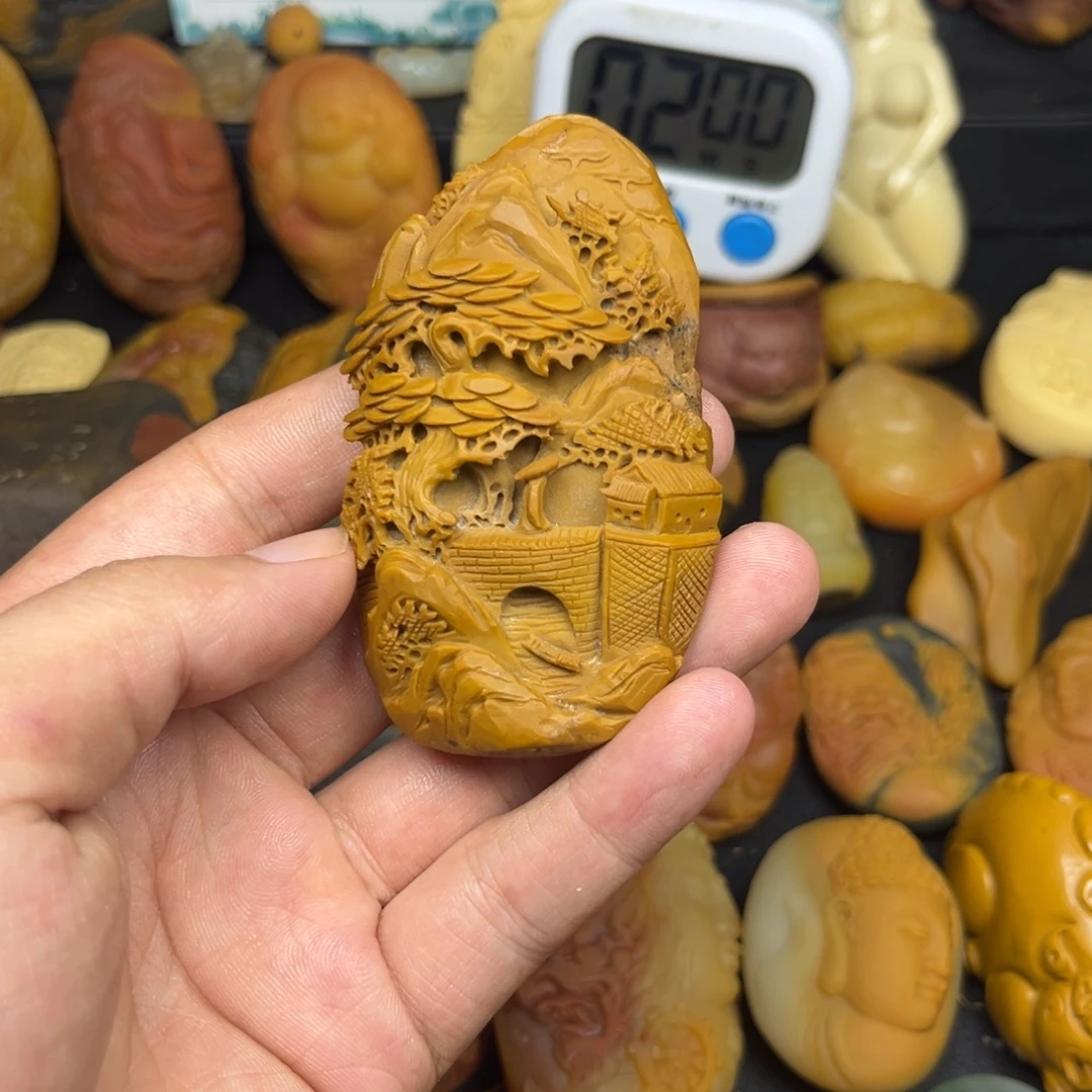 疯***了颈饰未镶嵌石英岩玉