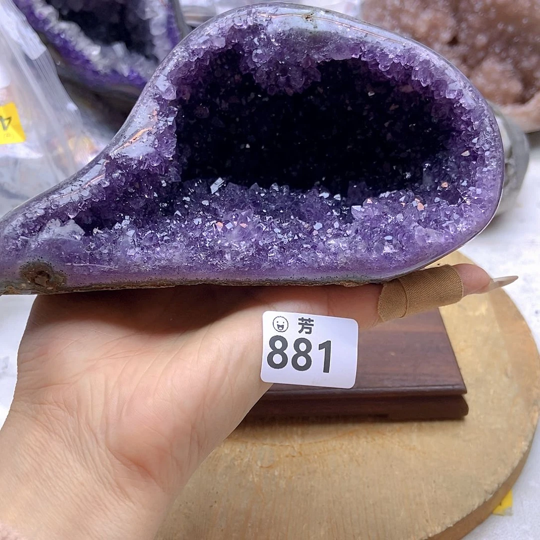 紫晶大型摆件（非配饰）未镶嵌