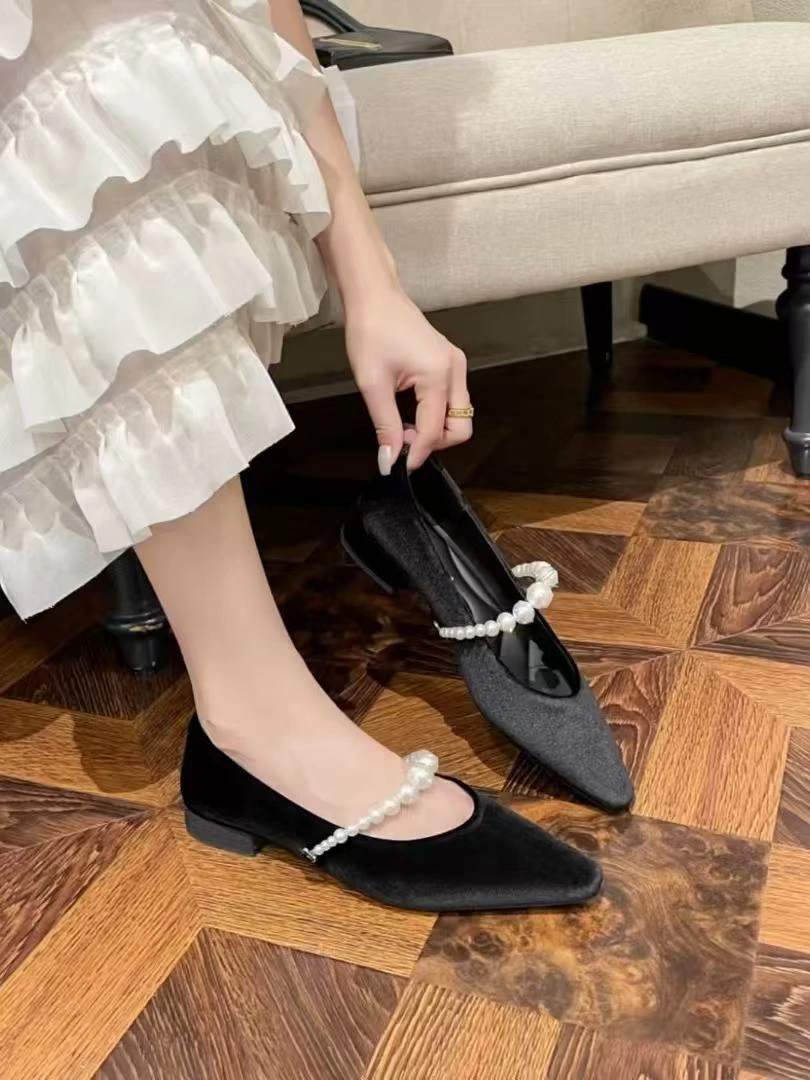 【华小姐】春季新款时尚潮流百搭低跟小单鞋12152