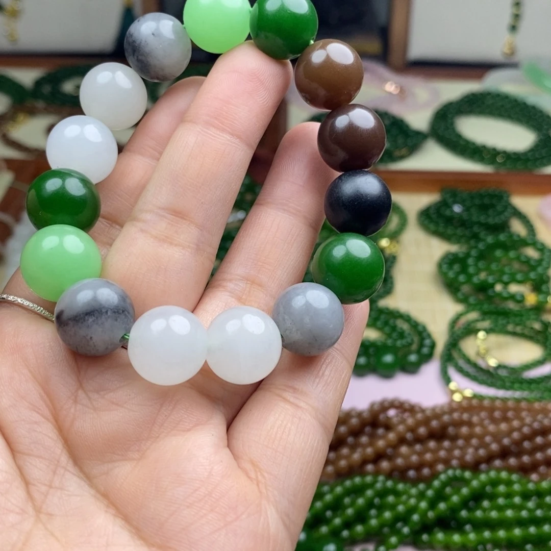 和田玉项链未镶嵌