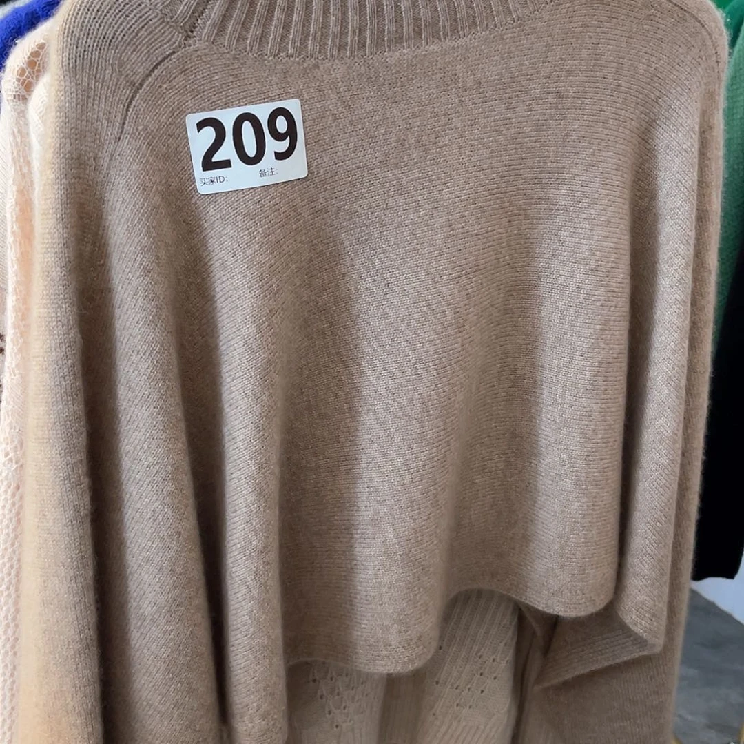 雾***孤品209披肩款驼色