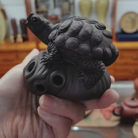 紫砂茶宠太湖石龟摆件盖子镇纸全工制作8cm左右老紫泥
