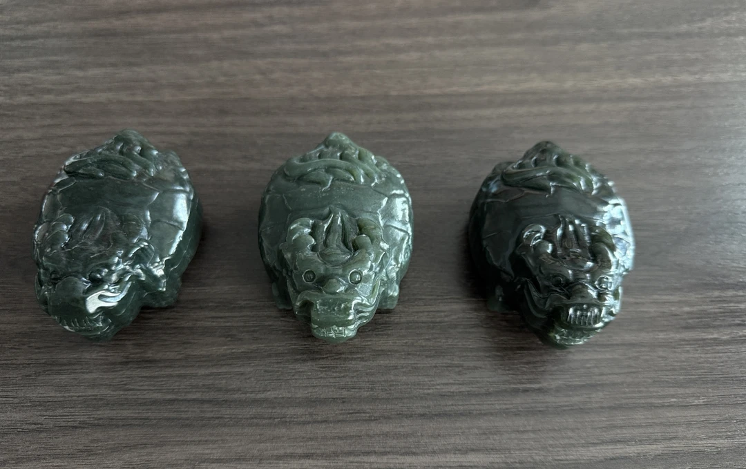S-1 精雕和田玉九天玄玉尊摆件多样性发货发其一