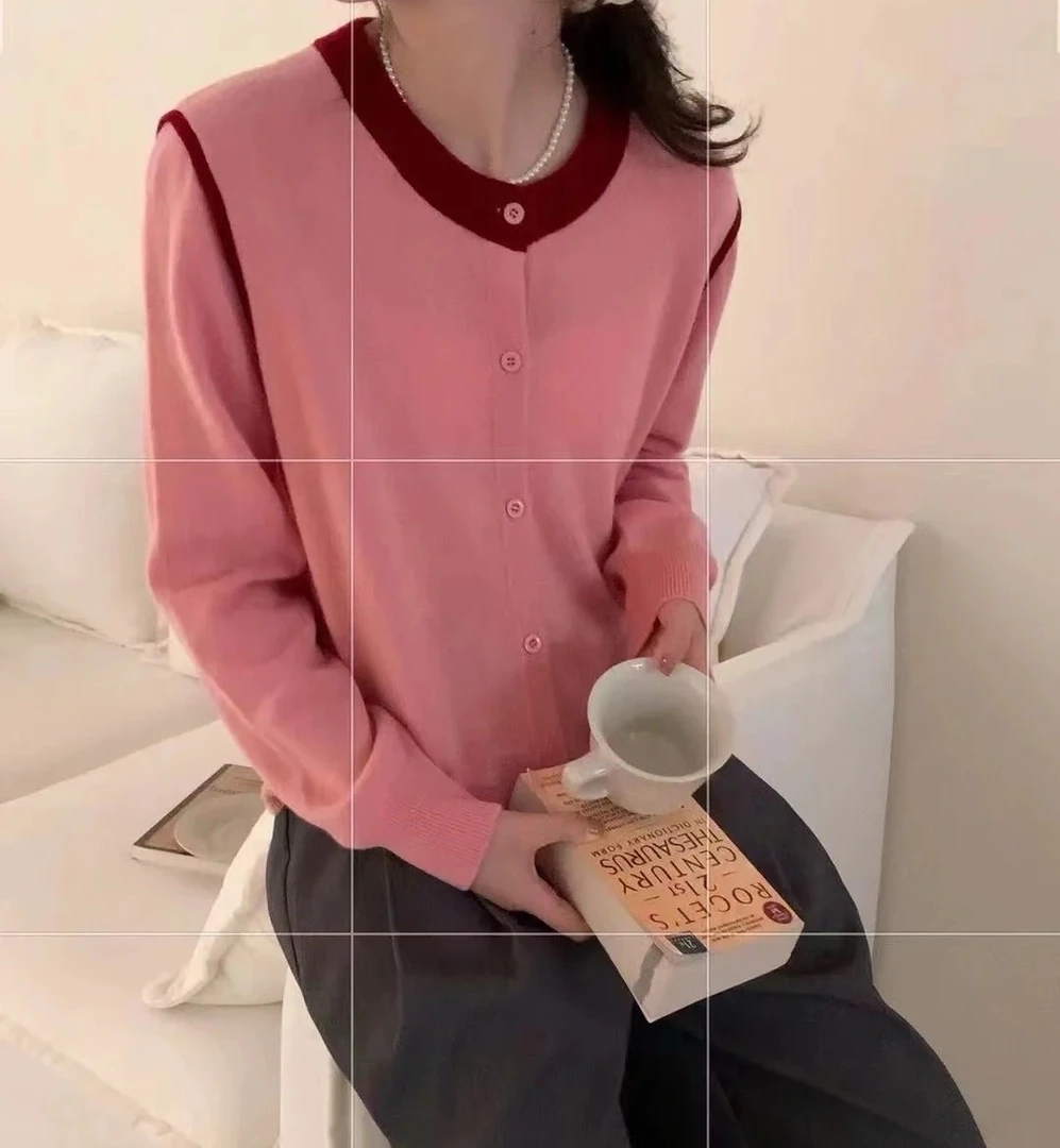 肩部撞色领六粒扣针织开衫  咻咻X2C4603