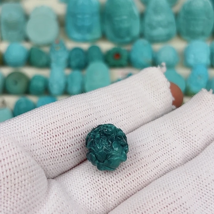 绿松石未镶嵌挂件