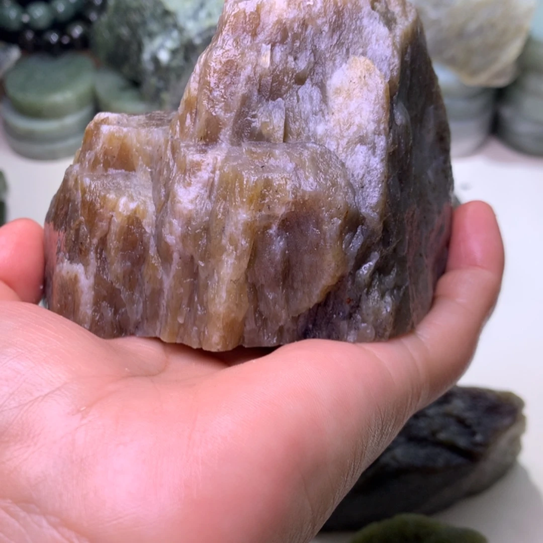 1***一未镶嵌和田玉（糖玉）珠宝半成品