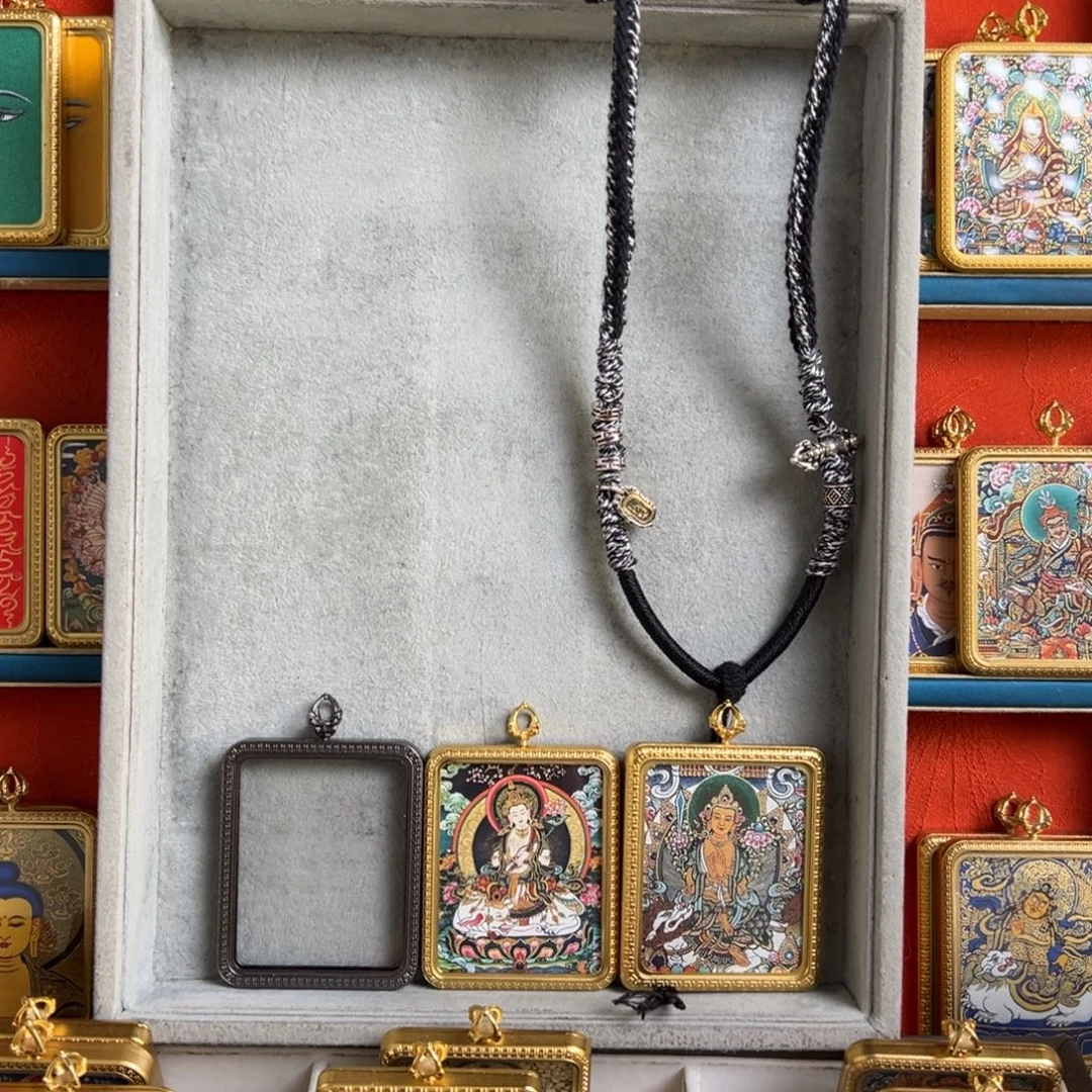 一***烟吊坠双面普贤➕文殊