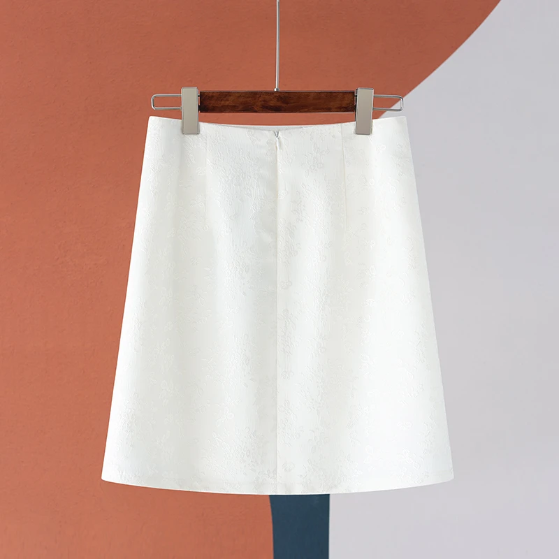 米白色半身裙女2025新款夏季a字裙高级感国风裙子提花小个子短裙