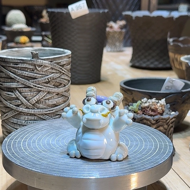 景德镇Q龙摆件可香插