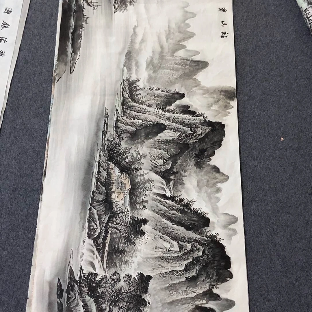 国画小六尺山水一副