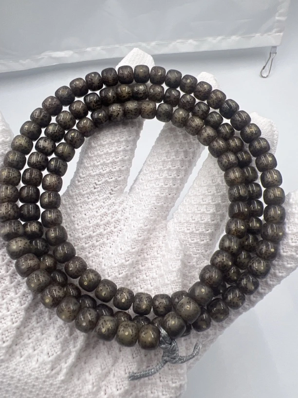 星月菩提精品糯冰料黑冰星月长链7.8/6.8，油润糯，高油高密易变色