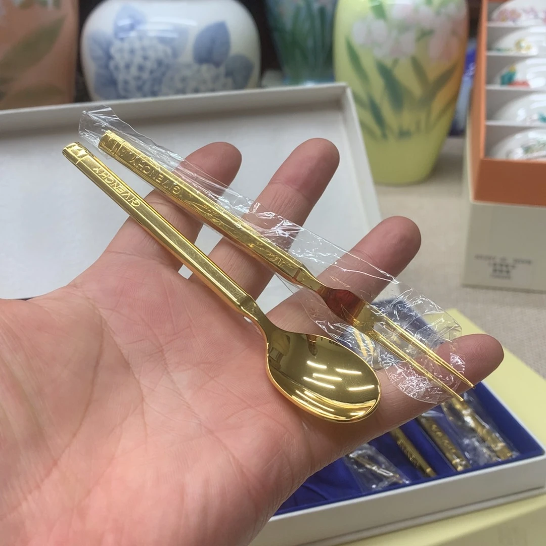 青子海外瓷器保真