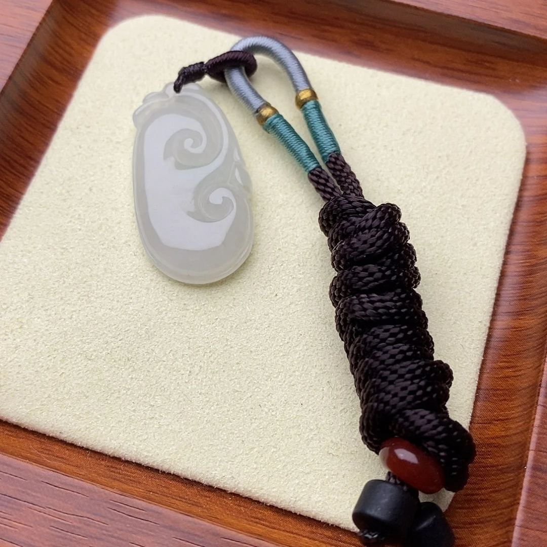 颈饰未镶嵌翡翠如意