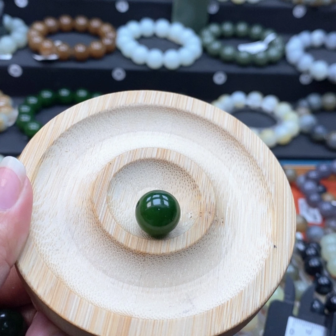 和田玉未镶嵌珠宝奇石L卡14