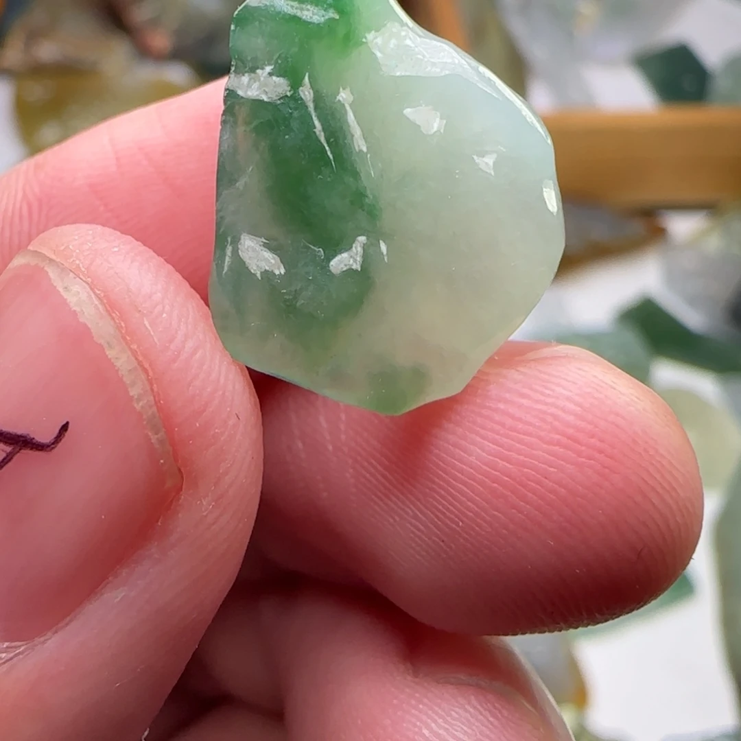 定制翡翠未镶嵌不包工