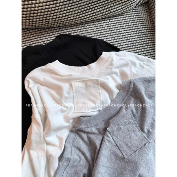 『PEACHZHOU』软棉刺绣贴布磨破领口宽松圆领长袖休闲纯色大版型T恤