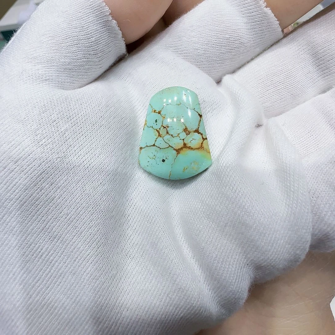 绿松石未镶嵌原矿绿松石