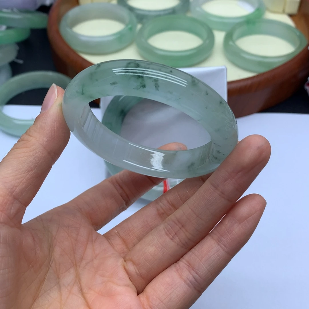 鱼***酱手镯圈口53.3宽13.0的