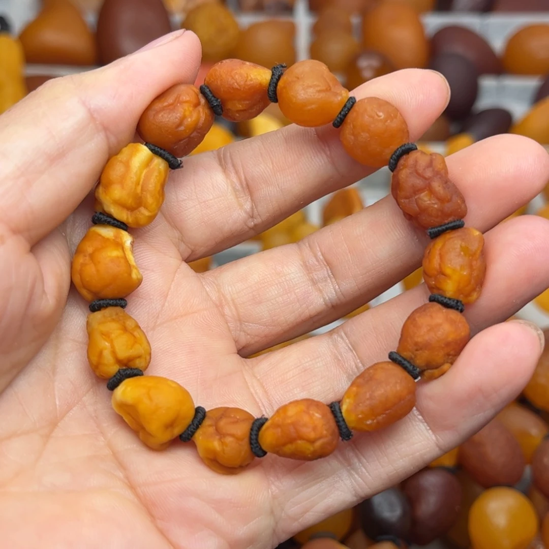 仙***鹤未镶嵌琥珀裸石天然蜜蜡手串