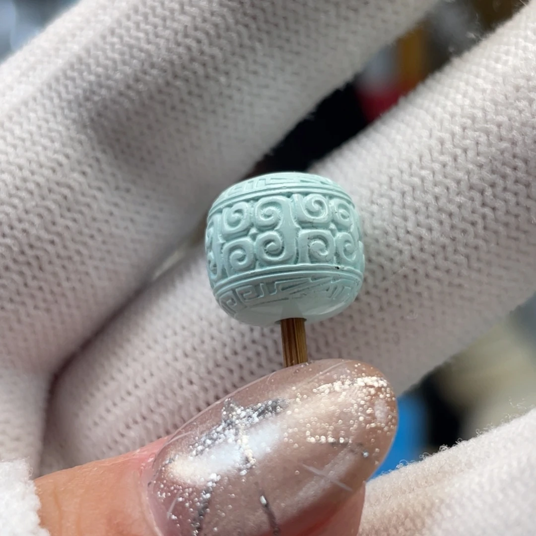 绿松石未镶嵌挂件