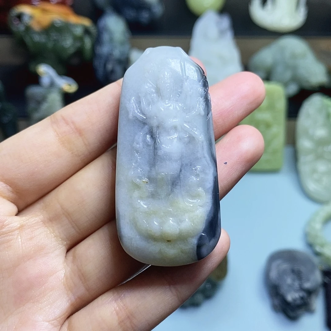 【闪购商品】颈饰未镶嵌和田玉青*