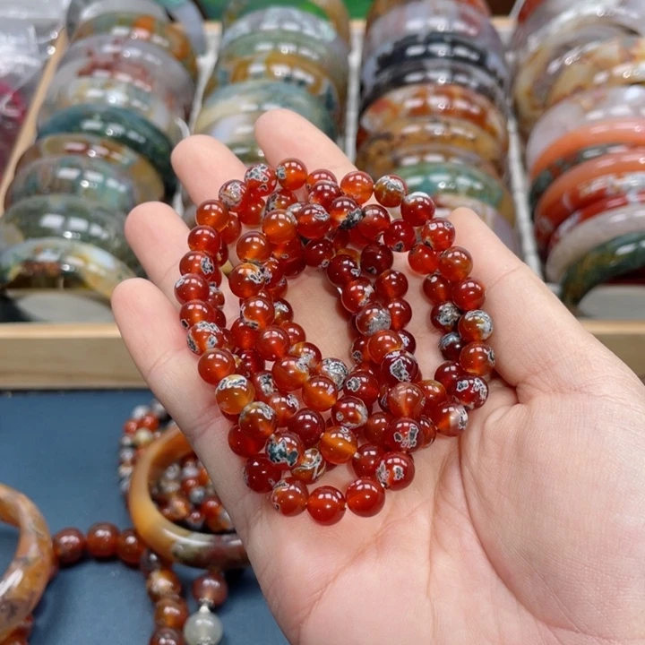 【闪购商品】玛瑙/玉髓手链未镶嵌百**?