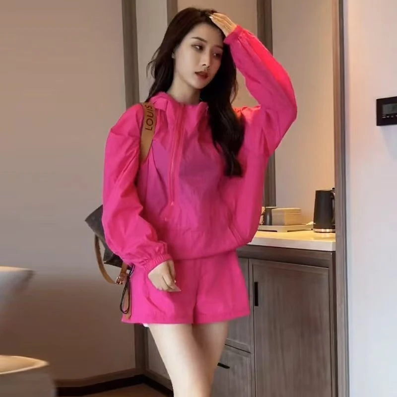 【新疆包邮】休闲套装女2025年新款时尚炸街连帽防晒衫上衣高腰短