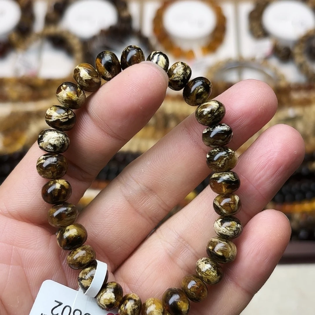 琥珀未镶嵌裸石八90802