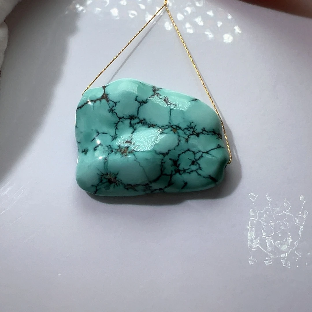 绿松石未镶嵌挂件