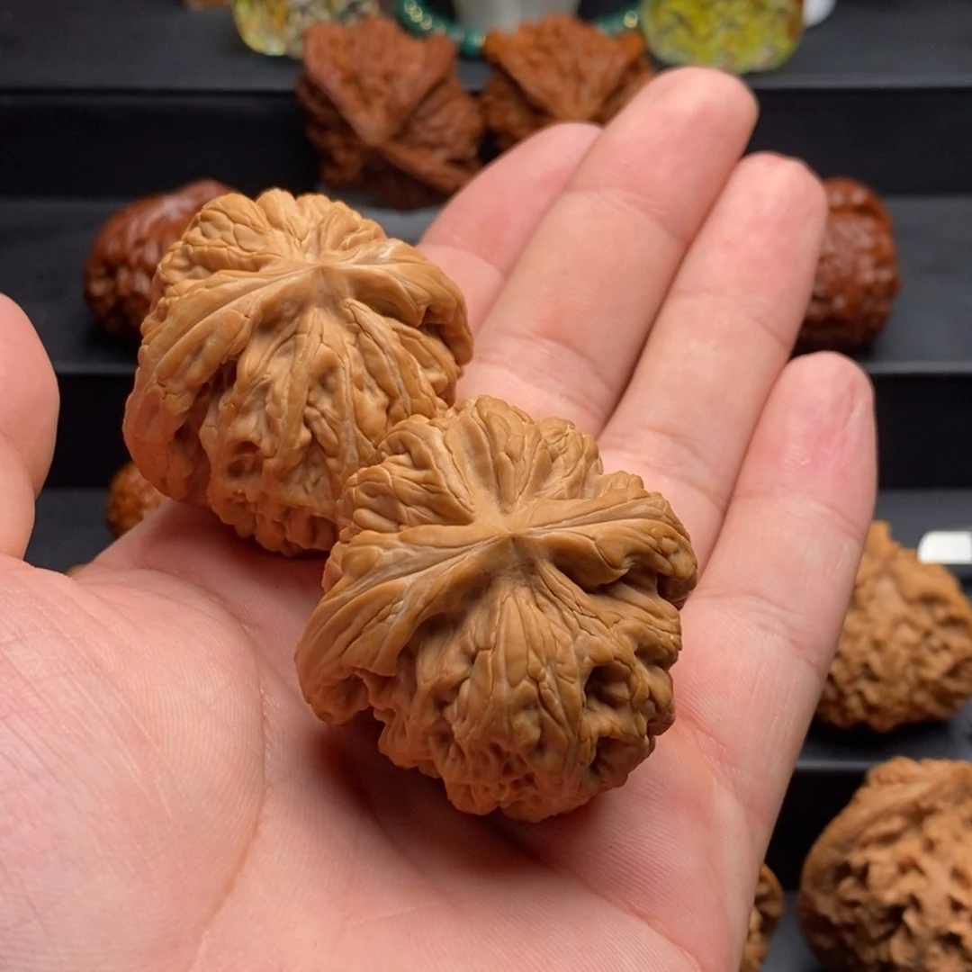 西***贝吊坠文玩核桃46红锦鲤