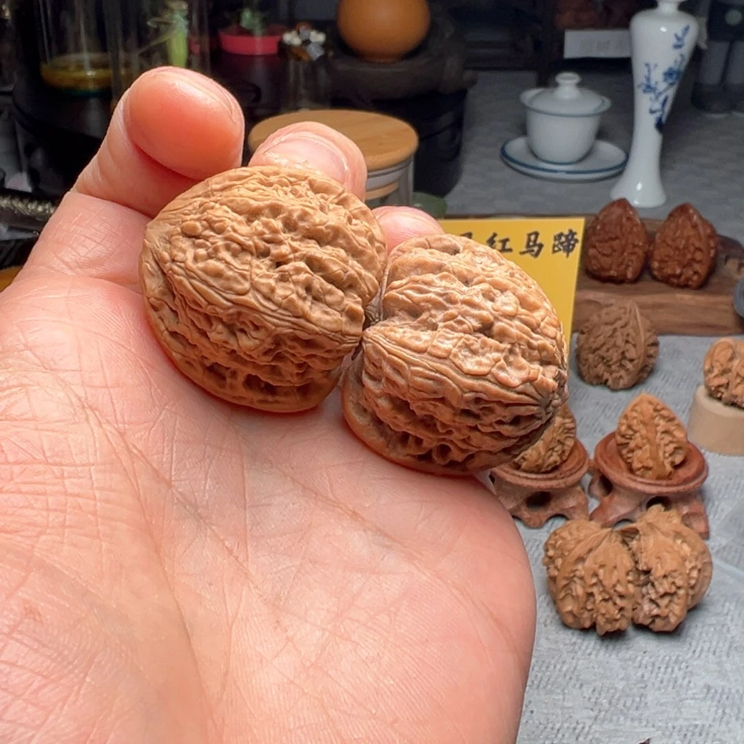 文玩核桃吊坠红玛瑙2085