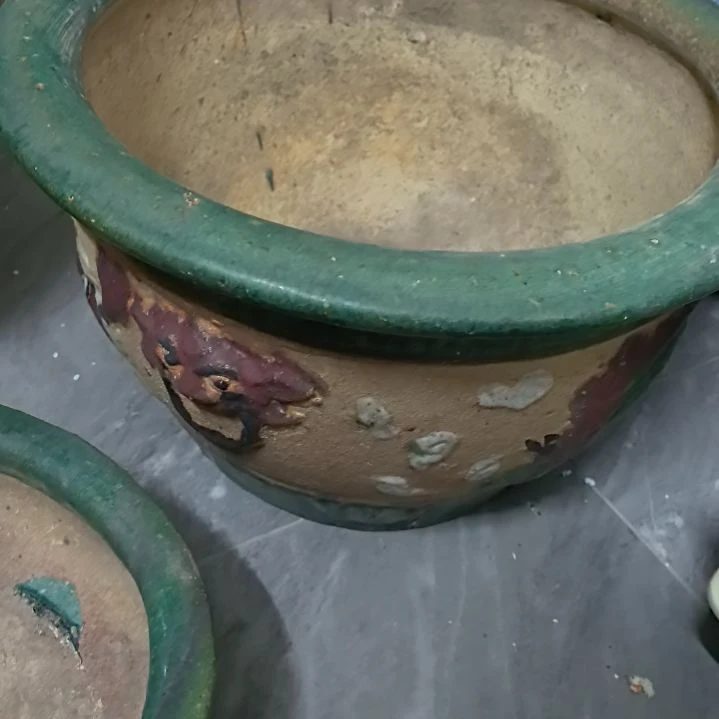 青花瓷都****）石湾公仔花盆一个