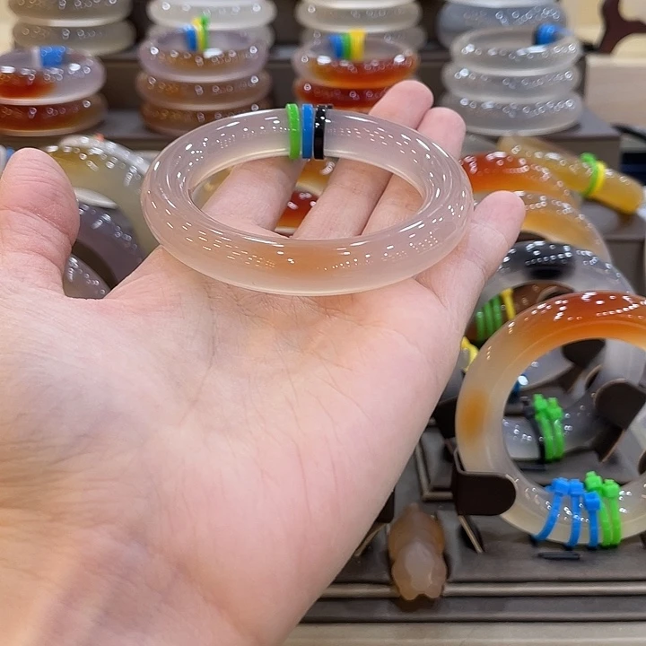 玛瑙/玉髓未镶嵌手镯29