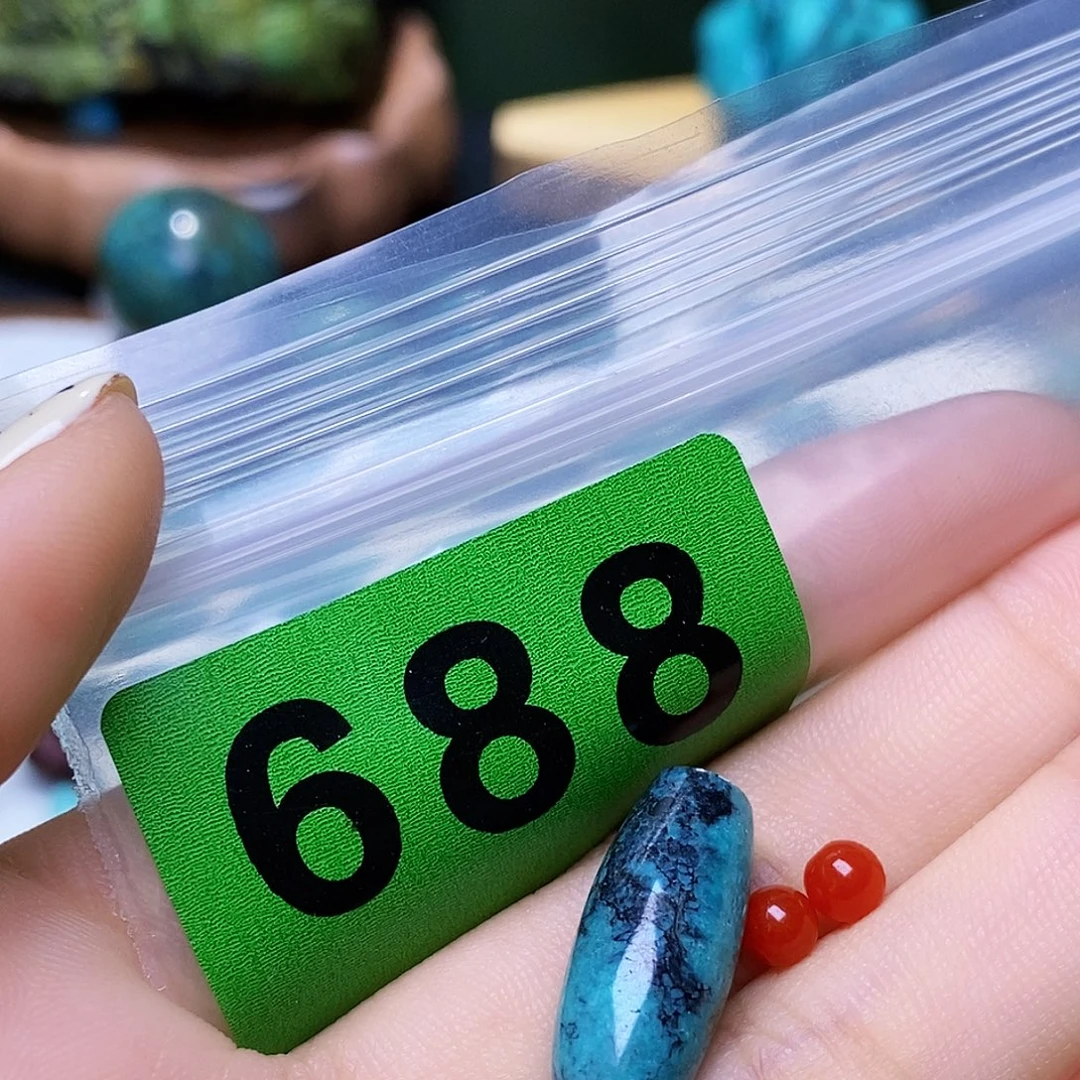 未镶嵌南红玛瑙珠宝奇石