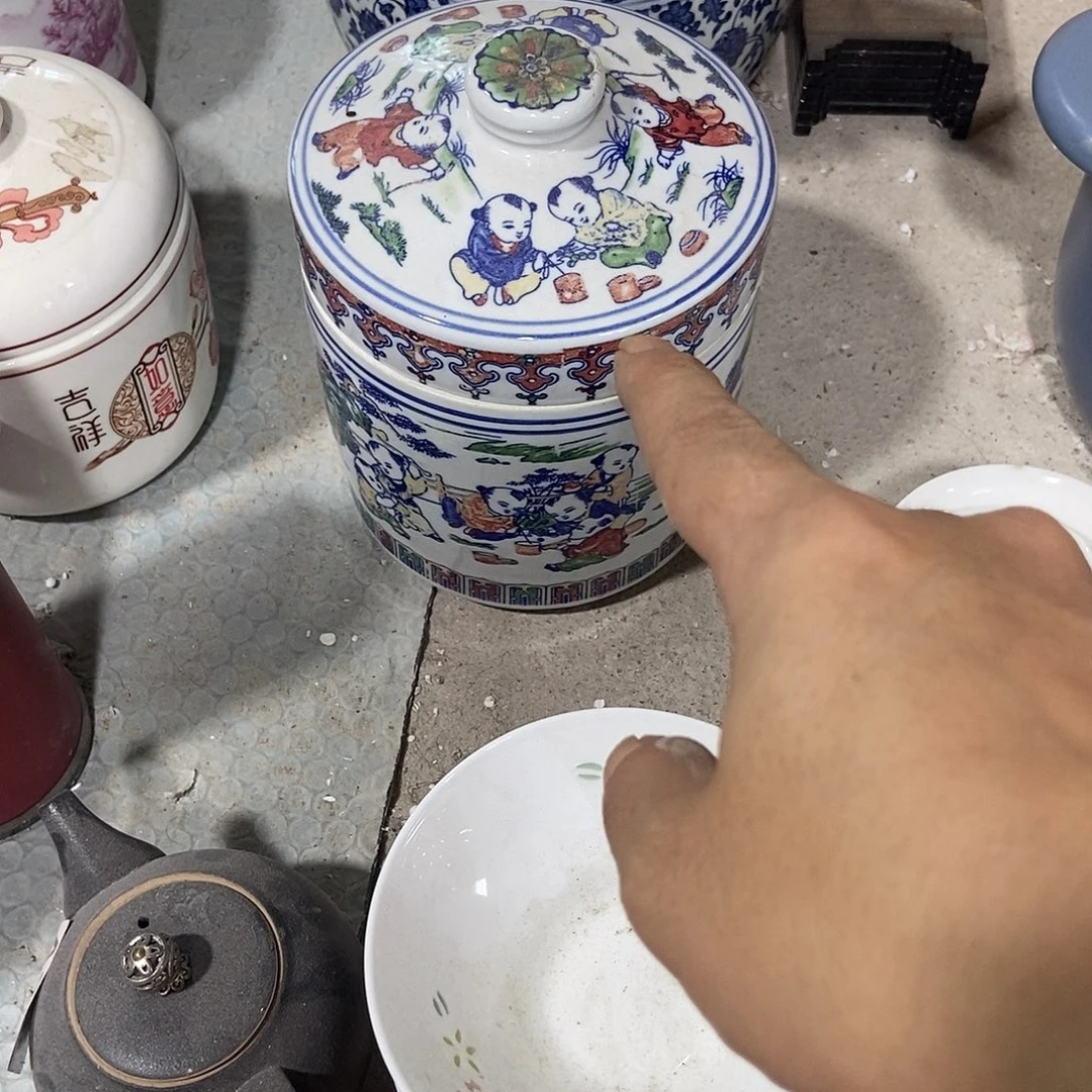 朦***6瓷片景德镇陶瓷罐一个