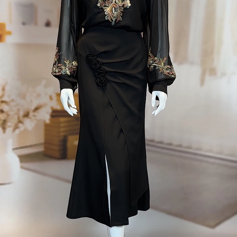 米洛斯2025新款四朵玫瑰花半身裙