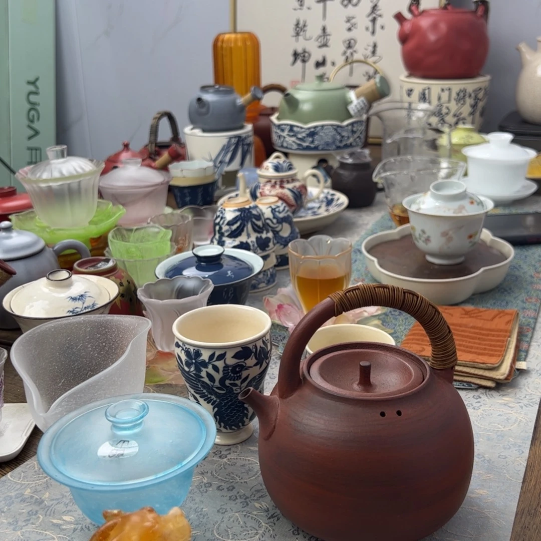 她咯啦咯啦咯啦啦啦太累了