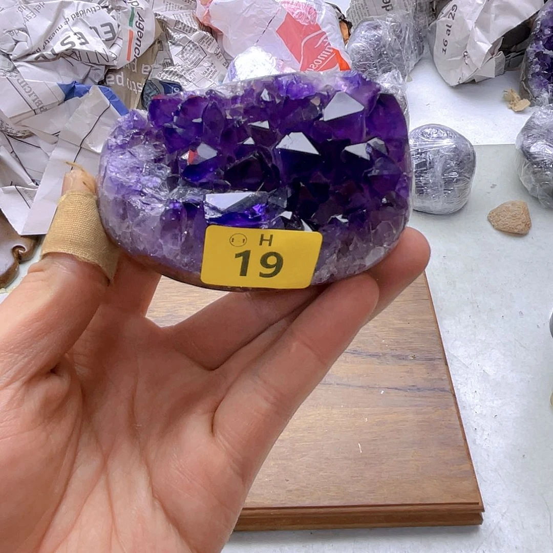 紫晶大型摆件（非配饰）未镶嵌