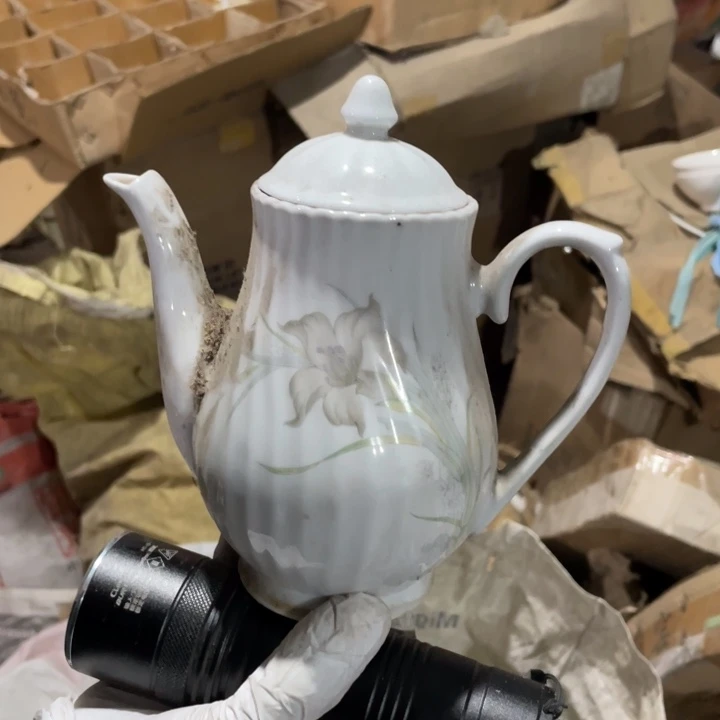 摆件陶瓷盘子碗都好便宜